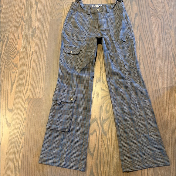 Urban Outfitters Pants - Urban Outfitters Plaid Cargo Pants Size 0